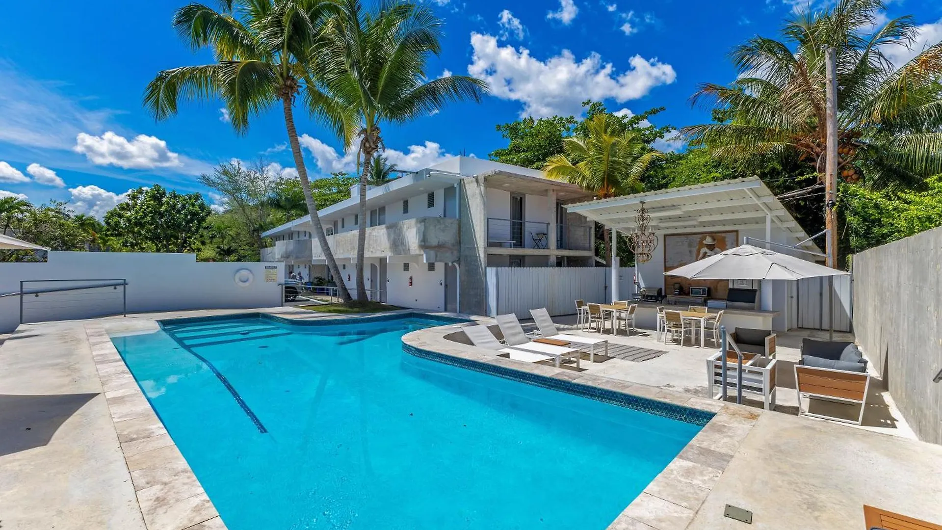 Viento Beach Lodge Dorado